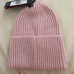 Reebok NWT Classics Foundation Beanie Pink Hat Photo 5