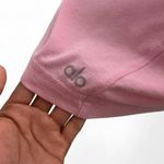 Alo Yoga ALO Yoga V-Neck Tank Top Sleeveless Activewear Casual Athletic Gym Shirt Photo 2