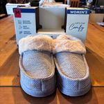 Dearfoams  womens memory foam slip on cozy house shoes slippers gray M(7-8) Photo 4