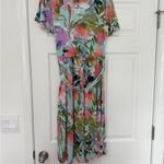 Midi length women’s Floral Dress Pink Size 4 Photo 3