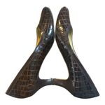 Yellow Box Austin Brown Croc Embossed Leather Heel Pumps Size 7.5 Photo 8