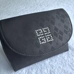 Givenchy Crystal Embellished Diamond
Patterned Clutch Bag Photo 2
