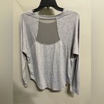 Athleta Women’s Topanga Long Sleeve Mesh Back Athletic Shirt. Size Sm Photo 1