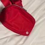 Lululemon  belt bag Photo 2