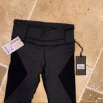 Vimmia Foundation Capri Heather Charcoal Black XS Legging Crop Photo 9