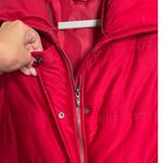 Jones Wear  Studio Red Puffer Zippered Vest with Pockets Size Medium Photo 3