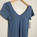 Athleta NWT  Essence‎ Support Top Dusty Blue Built In Bra Workout Size Small Photo 2