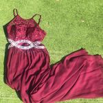 Windsor Burgundy Prom / Formal Dress Photo 0