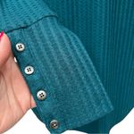 Chaser  Waffle Knit Button Cuff Top – Teal – Size Small EUC Casual Fall Layer Photo 7
