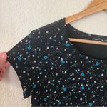 Briggs & Riley Dressy Floral Blouse Size L Photo 1