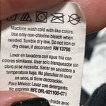 Fruit of the Loom VAV Grand America Tour medium t-shirt short sleeve VAV k-pop red black merch Photo 6