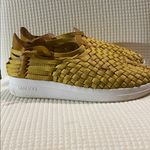 Malibu Yellow Woven Slip Photo 2