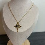 Handmade Abalone Shell Stingray Necklace Photo 3