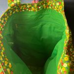 Used Green Flower tote 14 x 14 Photo 2