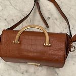 Woman’s stylish embroidered shoulder bags Tan Photo 4