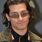 Fendi women’s men’s unisex Fiend FFM0054/S narrow asymmetric metal sunglasses Photo 21