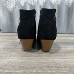 Buckle Quipid Floral Embroidered Boots Photo 1