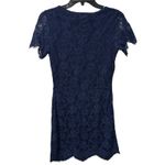 Storia Blue Lace Boutique Dress with V- Neck & Short Sleeves Size Small NWT Photo 4