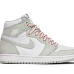 Nike Air Jordan 1 High Retro OG Photo 0
