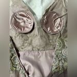 May Queen Jeweled A Photo 8