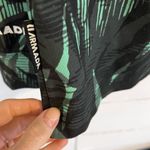 Armada Palm Long Sleeve Athletic Top. Size Small. Photo 8