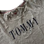 Tommy Hilfiger Vintage y2k Tommy Jeans Gray T-Shirt 🔥  Photo 1