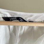 ZARA  Loose White Top Blouse with Black Embroidered Short Sleeve Womens‎ Size XS Photo 5
