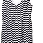 White House | Black Market VNeck Chevron Box Pleated Mini Dress in Black/White Photo 4