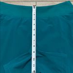 Mountain Hardwear  Mid Rise Nylon Stretch Hiking Casual Shorts Teal Blue Size M Photo 8