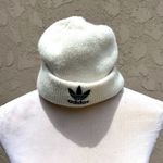 Adidas Creme knitted beanie Photo 0