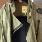 Vera Wang  vest Photo 1