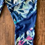 Avia Women's Active Floral Performance Capri Leggings Photo 6