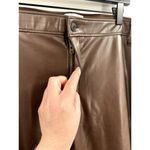 Abercrombie & Fitch 90's Straight Ultra High Rise Brown Faux Leather Pant SZ 37 Photo 4