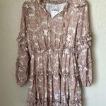 Moon River Beige Tiered Floral Dress NWT Photo 2