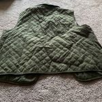 Cabela's  Forest Green Quilted Vest SIZE XL Photo 3