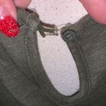 Ella Moss  green lace keyhole short sleeve top Photo 7