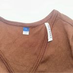 Old Navy Chestnut Long Sleeve Womens New w/tags Tee Photo 1
