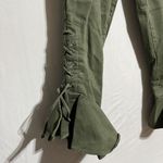 Scripted Pants Women's 0 Olive Green Classic Cinched Ruffle Hem Mid Photo 2
