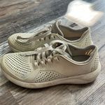 Crocs croc tennis shoes Photo 0