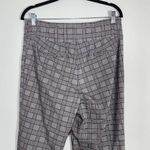 Soho Apparel  Gray Plaid Pull-on Pants Size 1X Plus Size Plaid Cropped Pants Photo 4