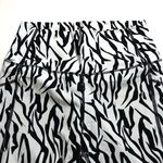 Zyia Safari Pocket Brilliant Leggings Hi Rise 7/8 Length Photo 3