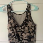 Lululemon Tank Photo 0