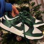 Nike Women’s Dunk Low Green Photo 0