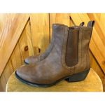 Maurice's  Boots Womens 7M Abigail Ankle Chelsea Booties Brown Faux Leather Photo 2