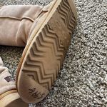 UGG  Women's Tan and Cream Boots Photo 7