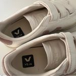 VEJA Recife Velcro Strap Sneakers in White and Pink Photo 5
