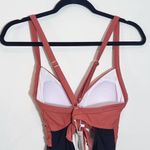 EoMenie Brown and Black One Photo 5