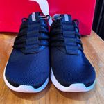 Puma  womens Star Vital athletic workout trainer sneakers black 6.5 Photo 4