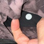 Lululemon  scuba - mini dusk floral antique bark black. Photo 5