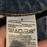 Old Navy 🔹4 for $30  Boyfriend Mid-Rise Distressed Denim Shorts, size 2 Photo 4